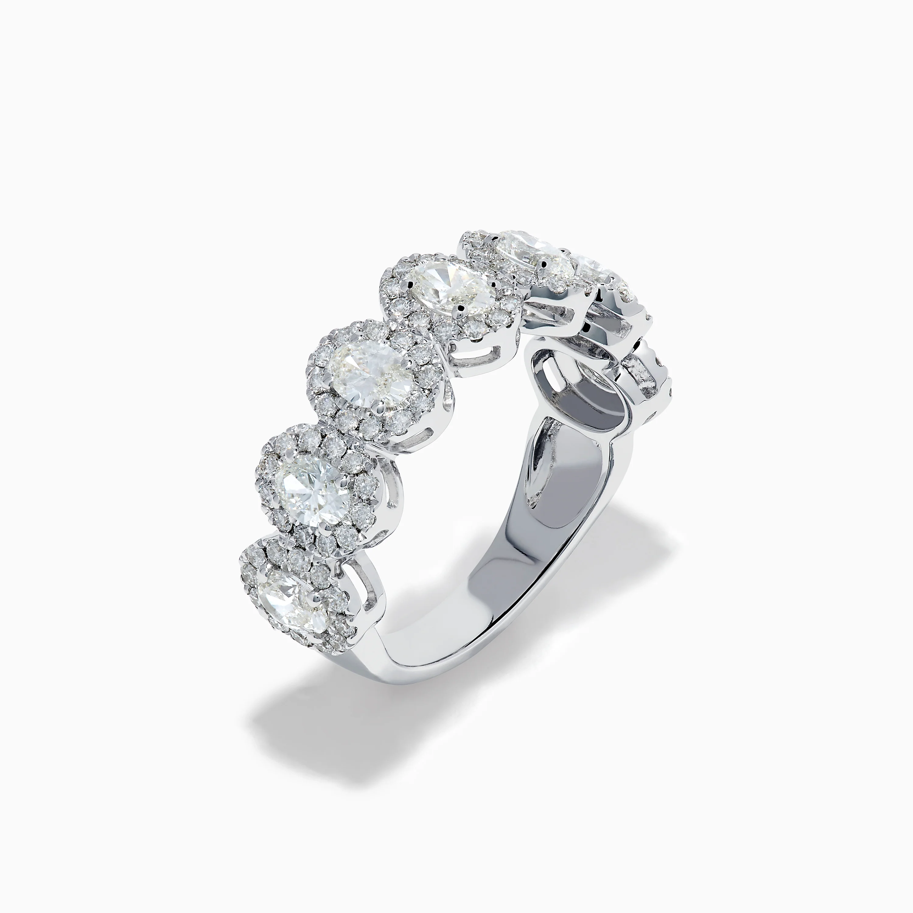 18K White Gold Diamond Oval Halo Band Ring - Image 4